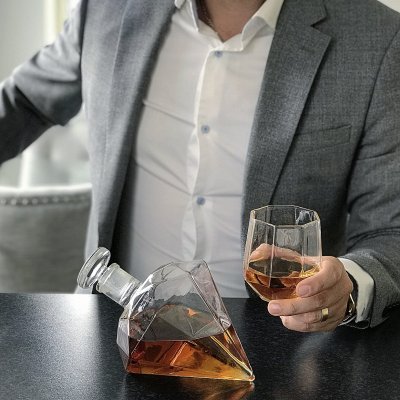 Whiskeykaraffe Diamant mit 2 Gläsern, 0,75 Liter